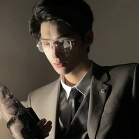 Cảnh Đình Trung-ba nu9