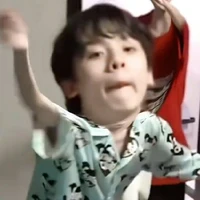 Tác giả mê dìm Idol =)))