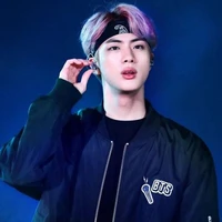 Kim Seokjin ba hắn