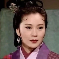 Hoàng Dung [ Bá mẫu ]