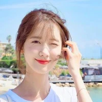 IM YOONA - chị 2 cô