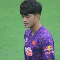 Quốc Việt ( Vịt )