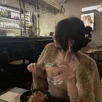 Tiểu Ngọc_em sinh đôi của mẹ nu9