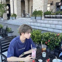 Bạch lưu kim ngưu/taurtrau