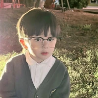 Lương Hoàng Minh*lúc nhỏ 