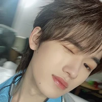 Tống Á Hiên_y