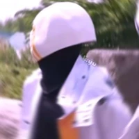 bải lạnh lùng(707)