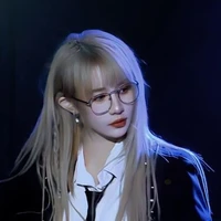Trần Kha [Cô]
