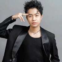 Phan Lê Vy Thanh ( cris phan)