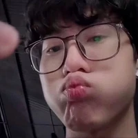 T/g bị khùng
