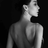 Kim HwaJi