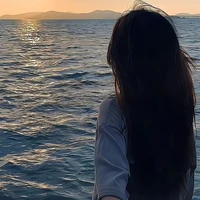 Lê Huỳnh Thiên Ngọc ( nữ 9 )