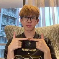 SGP Phoenix • Đạt