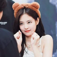 Kim Jennie * em *