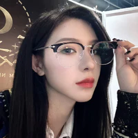 Đường Lỵ Giai