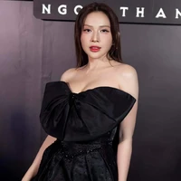 Khả Như (mẹ Vinh)