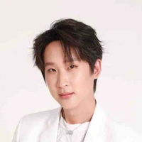 Pí New( đạo diễn)