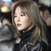 KANG SEULGI ( chị )