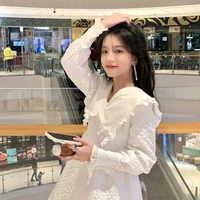 Kỳ Băng ( trợ lí )