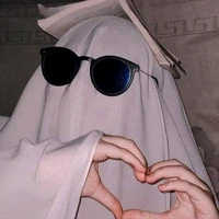 tác giả cute hột me :33