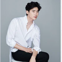 Jeon Jongsuk/baba em
