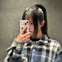 Pham Hanni [ chị ]