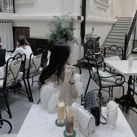 Đặng Gia thúy(egái của gia hân)