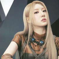 Shin Haram ( cô )