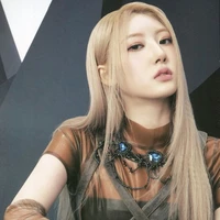 Shin Haram ( cô )