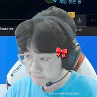 🐣bế em Chớp ⚡