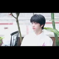 Trương Hàm Thụy(y)