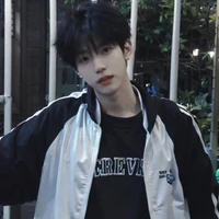 Hùng