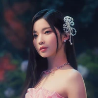 Giả Bích Hạnh Sa