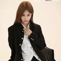 Viên Nhất Kỳ ( cô )
