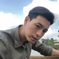 Đứng đầu họ Huỳnh