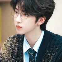 Hạ Tuấn Lâm 