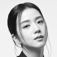 Kim Jisoo"cô"