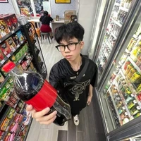 Hữu Đạt [ hoàng lỏ]