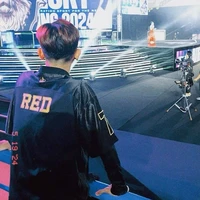 Hoài Nam [red]