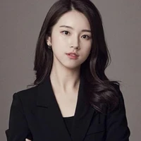 cô giáo hie jin
