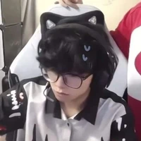 tác giả là tôm con 🦐