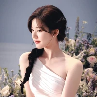 Triệu Lộ Tư