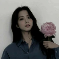 Jisoo(thỏ nhỏ)