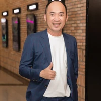T.Luật (ba Huy)