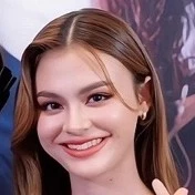 marisse ( mẹ cô )