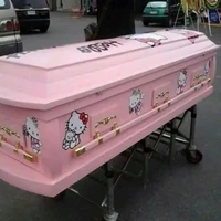 Quan tài hường hường hello kitty
