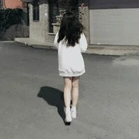 Vương Tỉnh Mịch(cô)