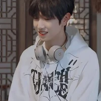 Đồng Vũ Khôn (🪻)