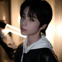 Vương Lỗ Kiệt(🌸)