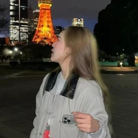 June Wanwimol/ nàng